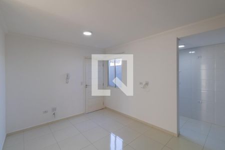 Sala e Cozinha Integrada de apartamento para alugar com 2 quartos, 45m² em Vila Nhocuné, São Paulo