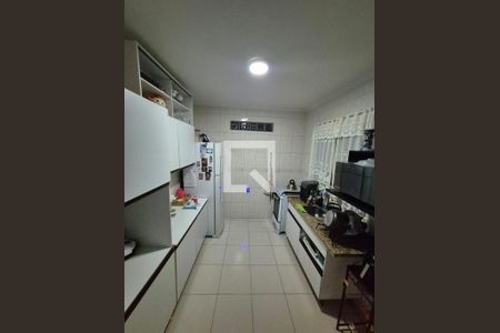 Casa à venda com 140m², 4 quartos e 2 vagas Casa à venda com 140m², 4 quartos e 2 vagasFoto 18
