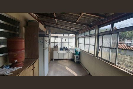 Casa à venda com 140m², 4 quartos e 2 vagas Casa à venda com 140m², 4 quartos e 2 vagasFoto 24