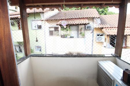 Varanda do quarto 1 de casa para alugar com 2 quartos, 120m² em Vila Valqueire, Rio de Janeiro