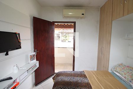 Quarto 1 de casa para alugar com 2 quartos, 120m² em Vila Valqueire, Rio de Janeiro