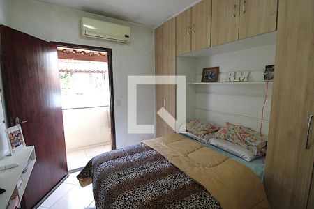 Quarto 1 de casa para alugar com 2 quartos, 120m² em Vila Valqueire, Rio de Janeiro