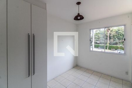 Suíte  de casa de condomínio para alugar com 3 quartos, 69m² em Vargem Pequena, Rio de Janeiro