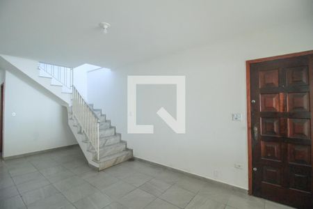 Sala de casa para alugar com 3 quartos, 200m² em Jardim Aurélia, São Paulo