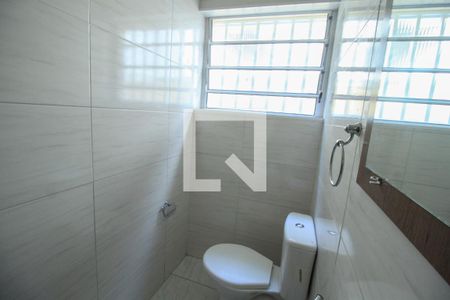 Banheiro de casa à venda com 3 quartos, 200m² em Jardim Aurélia, São Paulo