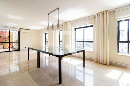 Apartamento à venda com 300m², 3 quartos e 1 vaga