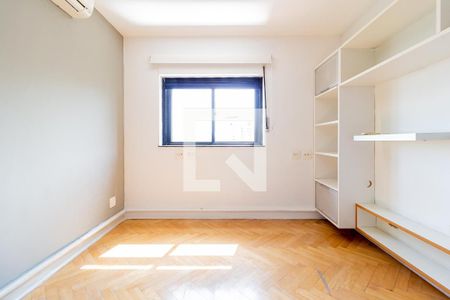 Apartamento à venda com 300m², 3 quartos e 1 vaga