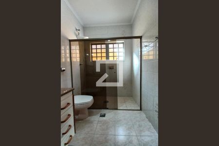 Banheiro de casa à venda com 4 quartos, 255m² em Jardim do Trevo, Campinas