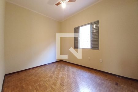 Quarto 1 de casa à venda com 4 quartos, 255m² em Jardim do Trevo, Campinas