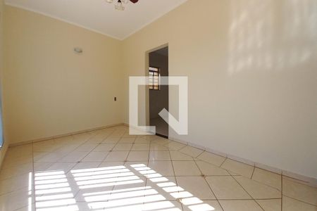 Sala de casa à venda com 4 quartos, 255m² em Jardim do Trevo, Campinas