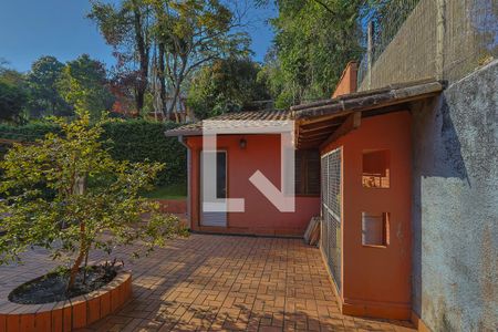 Casa de condomínio à venda com 300m², 4 quartos e 2 vagas Casa de condomínio à venda com 300m², 4 quartos e 2 vagasQuintal