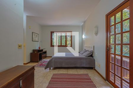 Casa de condomínio à venda com 300m², 4 quartos e 2 vagas Casa de condomínio à venda com 300m², 4 quartos e 2 vagasQuarto 3