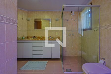 Casa de condomínio à venda com 300m², 4 quartos e 2 vagas Casa de condomínio à venda com 300m², 4 quartos e 2 vagasBanheiro Quarto 3