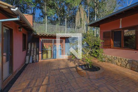 Casa de condomínio à venda com 300m², 4 quartos e 2 vagas Casa de condomínio à venda com 300m², 4 quartos e 2 vagasÁrea Gourmet