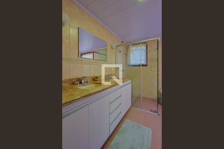 Casa de condomínio à venda com 300m², 4 quartos e 2 vagas Casa de condomínio à venda com 300m², 4 quartos e 2 vagasBanheiro Quarto 3