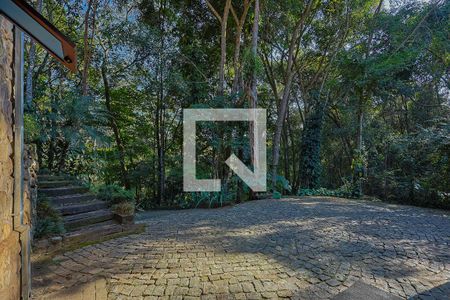 Casa de condomínio à venda com 300m², 4 quartos e 2 vagas Casa de condomínio à venda com 300m², 4 quartos e 2 vagasÁrea Externa