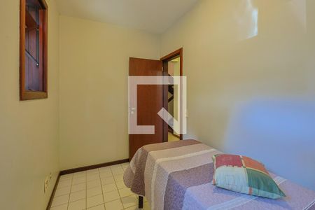 Casa de condomínio à venda com 300m², 4 quartos e 2 vagas Casa de condomínio à venda com 300m², 4 quartos e 2 vagasQuarto de Hospedes