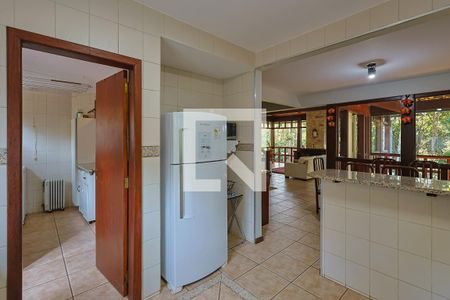 Casa de condomínio à venda com 300m², 4 quartos e 2 vagas Casa de condomínio à venda com 300m², 4 quartos e 2 vagasCozinha