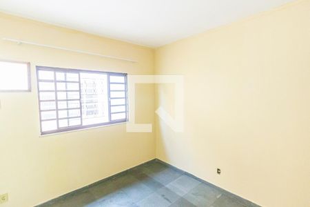 Quarto de apartamento para alugar com 1 quarto, 40m² em Marechal Hermes, Rio de Janeiro