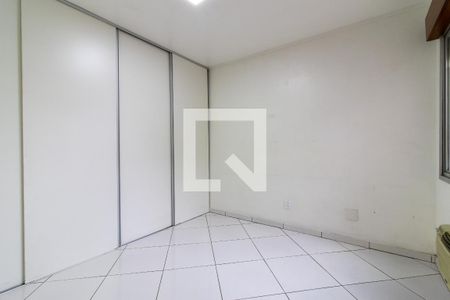 Quarto de apartamento para alugar com 2 quartos, 60m² em São Sebastião, Porto Alegre