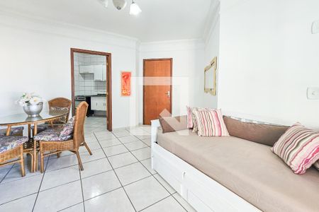 Sala de apartamento para alugar com 2 quartos, 75m² em Jardim São Miguel, Guarujá