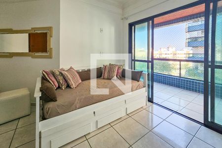 Sala de apartamento para alugar com 2 quartos, 75m² em Jardim São Miguel, Guarujá