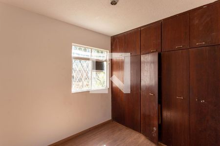 Quarto 1 de apartamento à venda com 3 quartos, 70m² em Santa Terezinha, Belo Horizonte