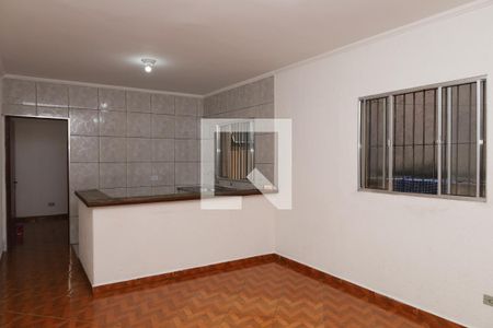 Sala de casa para alugar com 2 quartos, 70m² em Parque Guarani, São Paulo