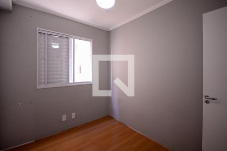 Quarto 1  de apartamento para alugar com 2 quartos, 40m² em Jardim Santa Emilia, São Paulo