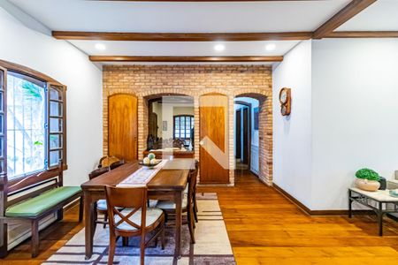 Sala de casa à venda com 4 quartos, 189m² em Butantã, São Paulo