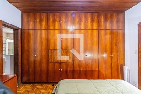 Casa à venda com 189m², 4 quartos e 2 vagas Casa à venda com 189m², 4 quartos e 2 vagasSuite 01