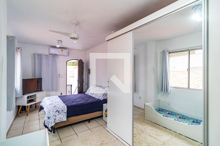 Casa à venda com 189m², 4 quartos e 2 vagas Casa à venda com 189m², 4 quartos e 2 vagasSuite 01