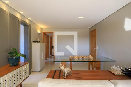 Sala de apartamento para alugar com 3 quartos, 100m² em Santo Antônio, Belo Horizonte