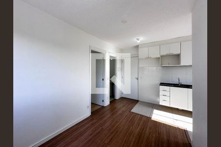 Sala de apartamento para alugar com 2 quartos, 33m² em Santo Amaro, São Paulo