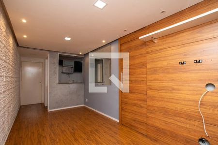 Sala de apartamento para alugar com 2 quartos, 45m² em Jardim Presidente Dutra, Guarulhos