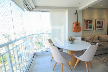 Varanda de apartamento à venda com 2 quartos, 60m² em Vila Regente Feijó, São Paulo