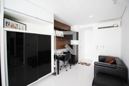 Sala de apartamento para alugar com 1 quarto, 43m² em Vila Olímpia, São Paulo