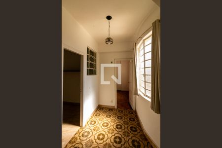 Corredor de apartamento à venda com 2 quartos, 64m² em Lourdes, Belo Horizonte