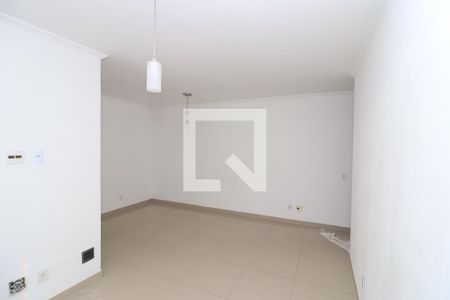 Sala de TV de apartamento para alugar com 3 quartos, 70m² em Vila Esperança, São Paulo