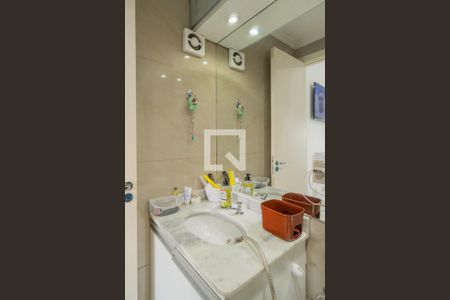 Banheiro da Suíte de apartamento à venda com 2 quartos, 67m² em Partenon, Porto Alegre