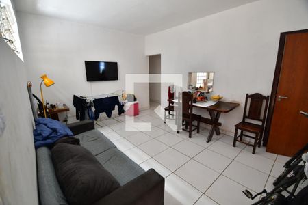 Sala 2 de casa para alugar com 3 quartos, 200m² em Jardim Chapadão, Campinas