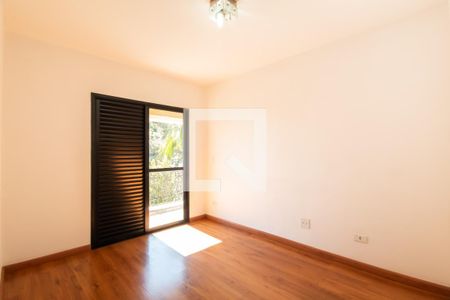 Suíte de apartamento à venda com 3 quartos, 122m² em Vila Yara, Osasco