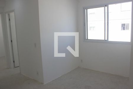 Sala/ Cozinha  de apartamento à venda com 2 quartos, 33m² em Vila São João, Guarulhos