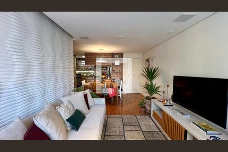 Sala de TV de apartamento à venda com 2 quartos, 75m² em Jardim das Bandeiras, São Paulo