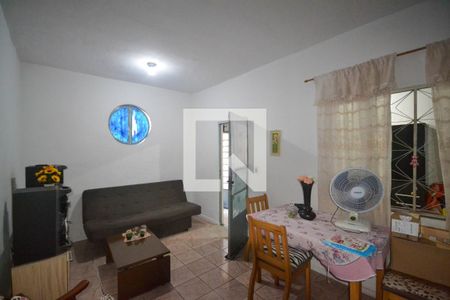 Sala de casa para alugar com 2 quartos, 135m² em Centro, Nilópolis