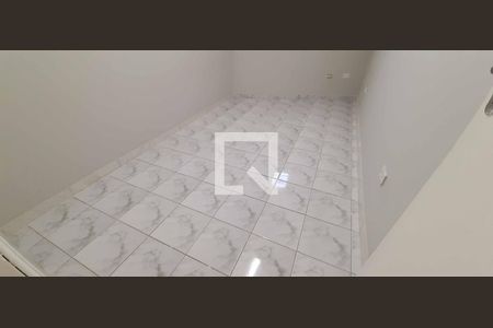 Quarto 1 de kitnet/studio para alugar com 2 quartos, 40m² em Jaguaribe, Osasco