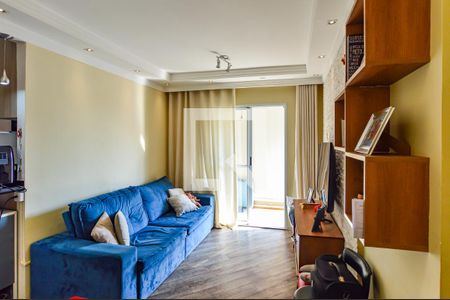 Sala de apartamento à venda com 2 quartos, 72m² em Jardim Tupanci, Barueri