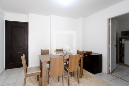 Sala de apartamento para alugar com 2 quartos, 90m² em Barra da Tijuca, Rio de Janeiro