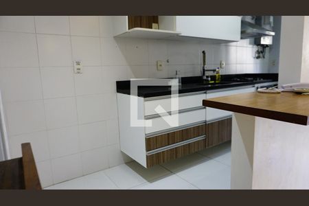 Cozinha de apartamento para alugar com 3 quartos, 92m² em Barra Olímpica, Rio de Janeiro