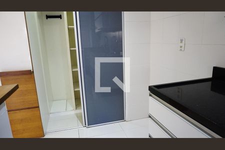 Cozinha / Dispensa de apartamento para alugar com 3 quartos, 92m² em Barra Olímpica, Rio de Janeiro